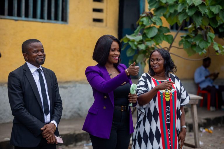 Rosine MAPENDO, crée la Fondation MAPENDO